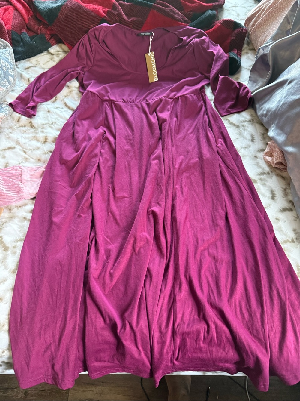 BloomChic Magenta V-Neck Maxi Dress